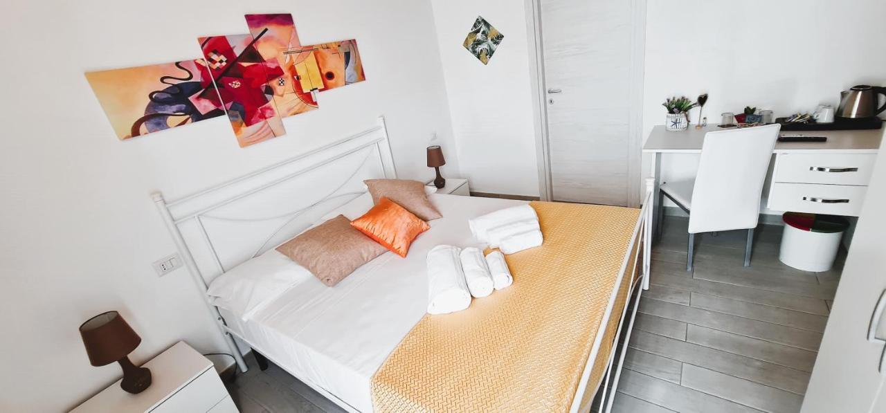 Kalispera Hotell Torre Lapillo Exteriör bild