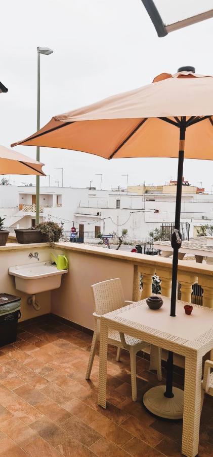Kalispera Hotell Torre Lapillo Exteriör bild