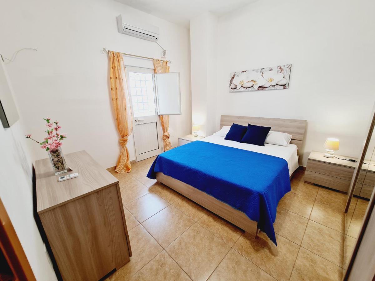 Kalispera Hotell Torre Lapillo Exteriör bild